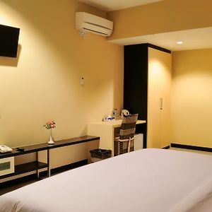 Deluxe Zimmer mit Kingsize-Bett